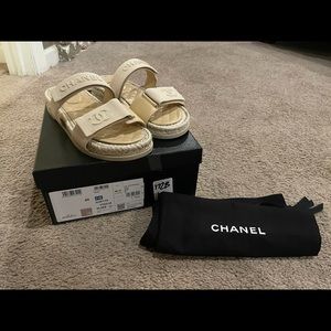 Chanel beige leather sandals, size 40!